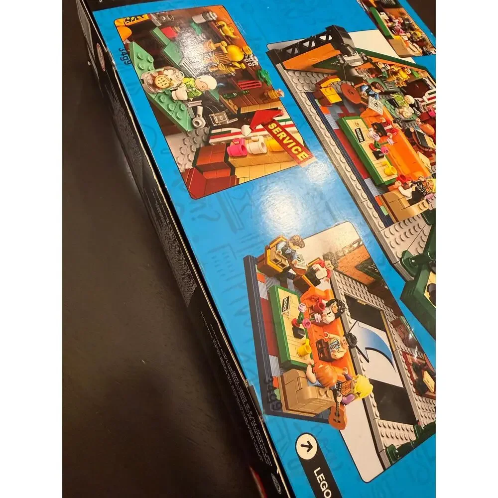 LEGO Ideas Friends Central Perk 21319 Retired 1070 Pieces New Sealed